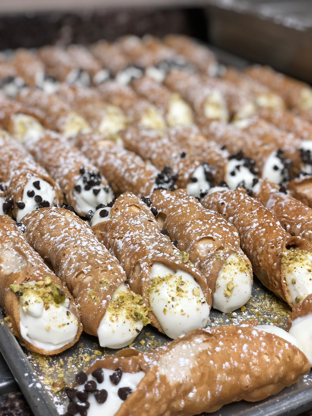 Cannoli Caputo Brothers Creamery