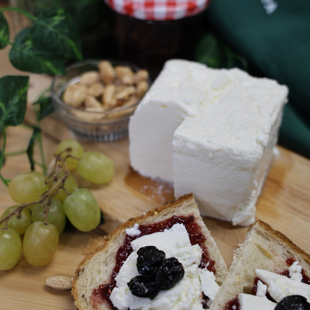 Fresh Ricotta (whey-based) – Caputo Brothers Creamery